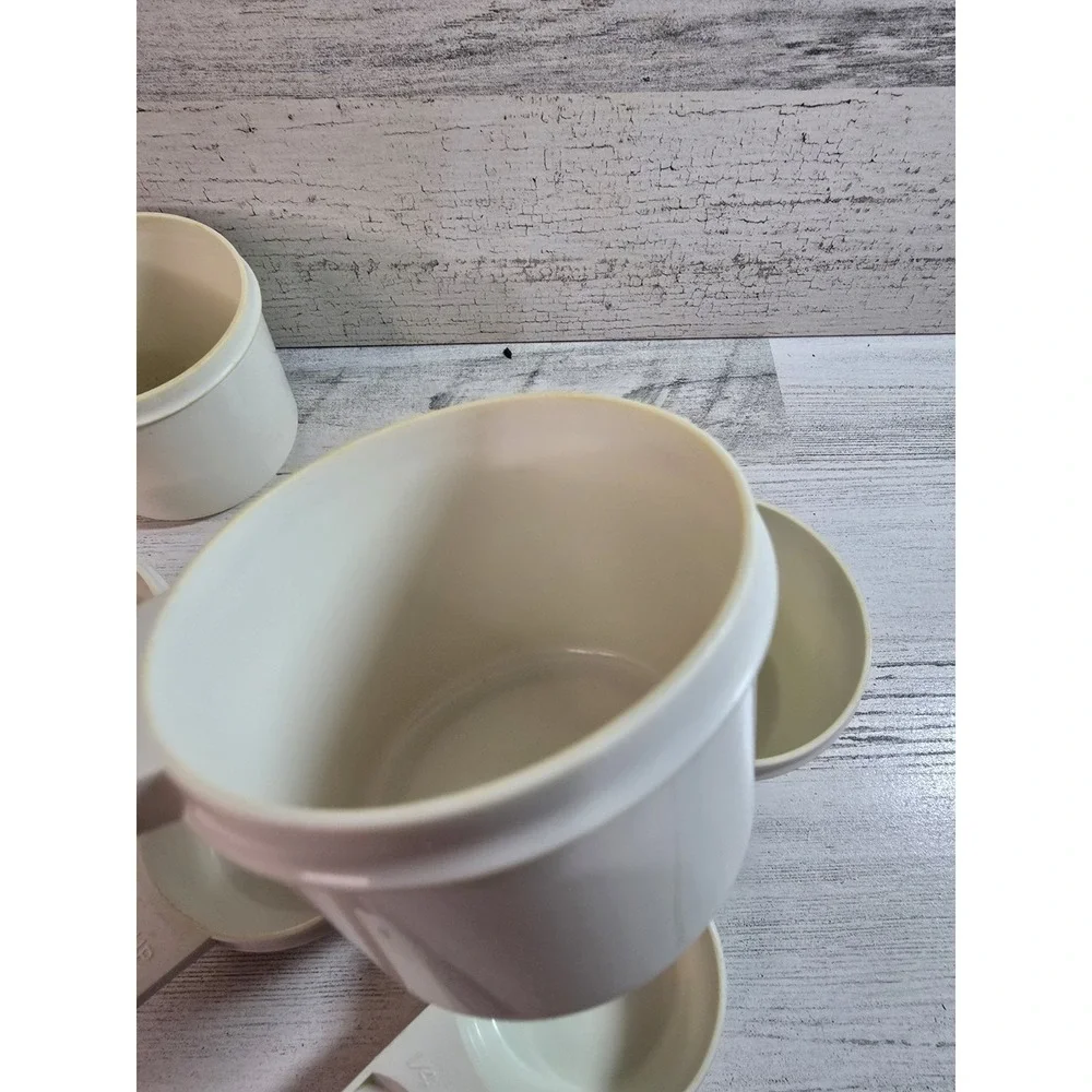 Vintage Tupperware Almond Nesting Measuring Cup Set 6 Piece 1/4 to 1 Cup USA